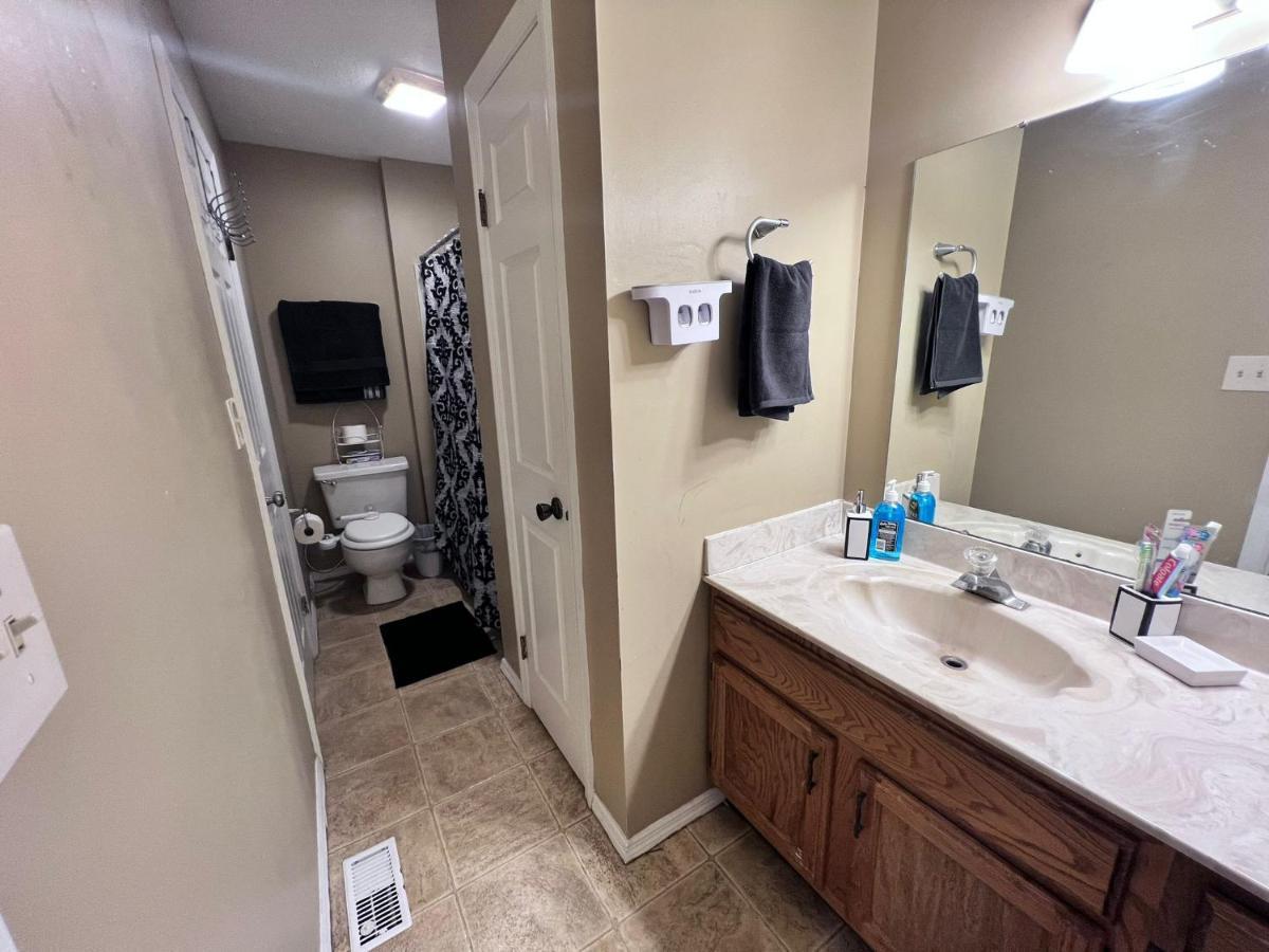 The Cozy Townhouse Wpafb & Wsu Apartment Fairborn Luaran gambar